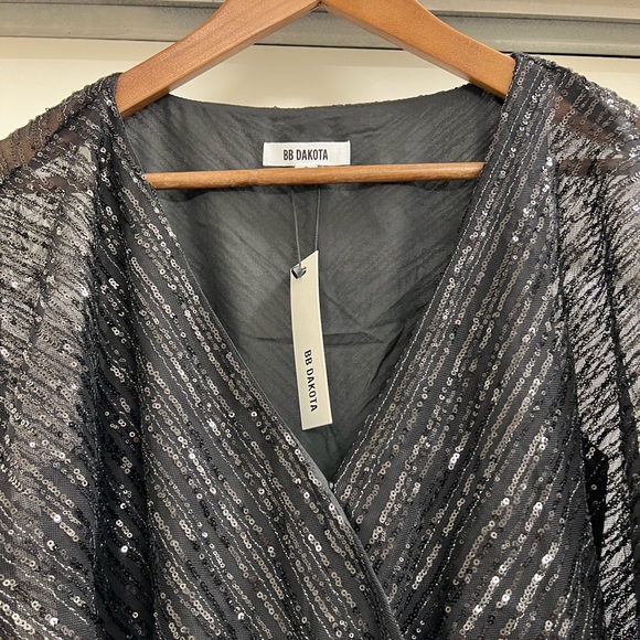 NWT BB Dakota Sequin Romper - Picture 8 of 13